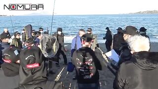 Ловля кальмара у Ольбии: как прошла встреча на пляже Салине