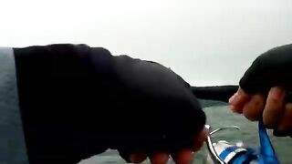 Русский остров: рокфишинг с берега, морской окунь и досадный сход