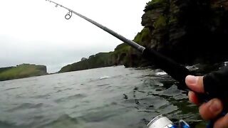 Русский остров: рокфишинг с берега, морской окунь и досадный сход