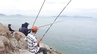 Рыбалка и уха на скалах Байсепа возле Куинёна