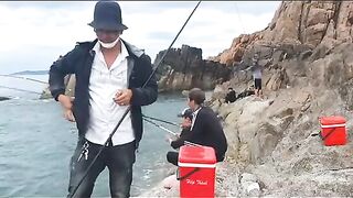 Рыбалка и уха на скалах Байсепа возле Куинёна