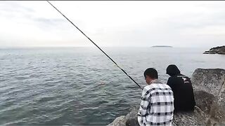 Рыбалка и уха на скалах Байсепа возле Куинёна