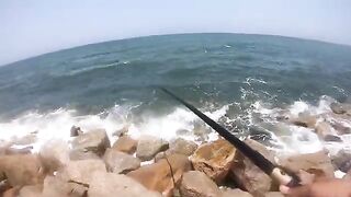 Выходной у моря в Хочаме: мелкую рыбу отпускаем, крупную берем к обеду