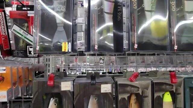 Рыболовный магазин в Осаке: японские спиннинги, морские джиги и снасти для ловли басса