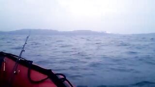 Первый выход на лодке ПВХ к острову Русский: рыбалка во Владивостоке