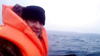 Первый выход на лодке ПВХ к острову Русский: рыбалка во Владивостоке