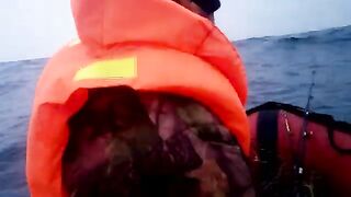 Первый выход на лодке ПВХ к острову Русский: рыбалка во Владивостоке