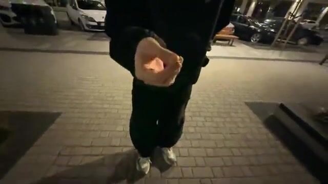 Вечерняя рыбалка с друзьями в Сербии: лодка, разговоры и день без улова