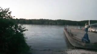 Махмудия, Румыния: рыбалка на Дунае, смена места и вечер у воды