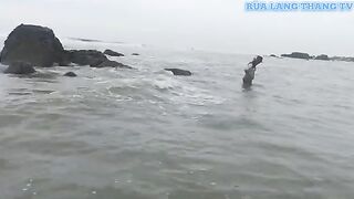 Первая морская рыбалка у Хочама и обед из улова