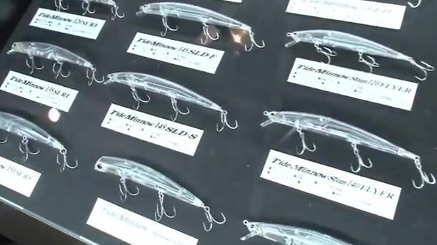 Приманки для морского окуня на Fishing Show Osaka: когда менять тонущий воблер на поверхностный