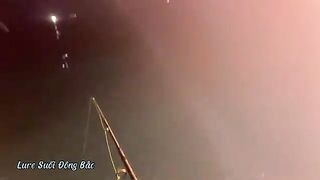 Ночная ловля кальмара у островов Кото