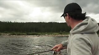 Щука на блесну и морская рыбалка у Сет-Иля в Квебеке