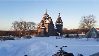 Двадцать километров по льду Онеги в поисках налима