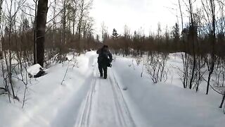 Поздний выход на лед Онеги за хариусом