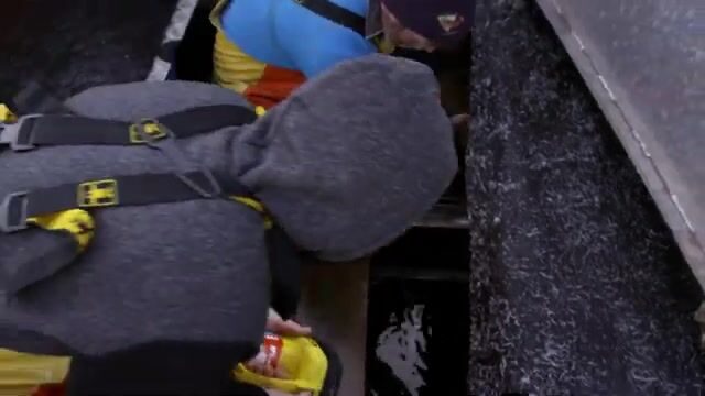 Промысел лангуста у юго-западного берега Тасмании: дождь, живой улов и работа нескольких экипажей
