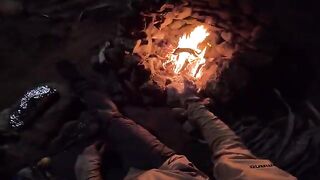 С обрыва к воде и обратно к костру на Южном океане