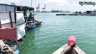 Смена точки у плавучих садков Хайминя возле Куинёна