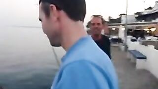 Пять часов ожидания у берега Мапуту: вечерняя рыбалка с друзьями