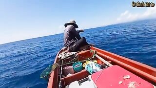 Рифы у Куинёна: рыба на креветку с лодки и семь килограммов в ведре