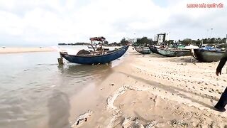 Утро в Хочаме: возвращение лодок и необычная находка в сети