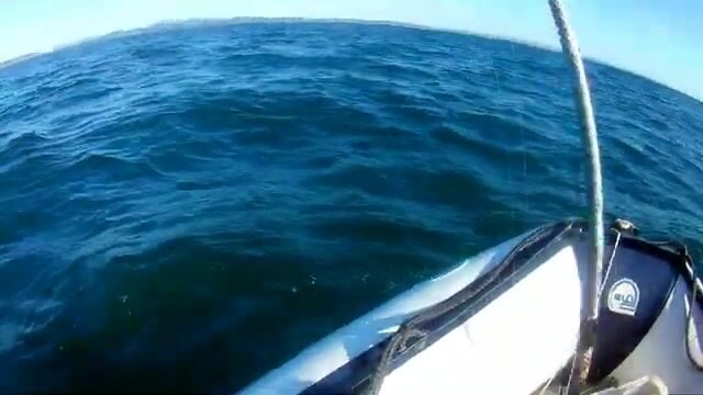 С семьей на лодке у мыса Тобизина: ловим камбалу на острове Русский