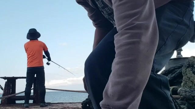 Рыбалка с друзьями в Экваториальной Гвинее: береговые забросы, барракуда и неспешный отдых