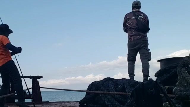 Рыбалка с друзьями в Экваториальной Гвинее: береговые забросы, барракуда и неспешный отдых