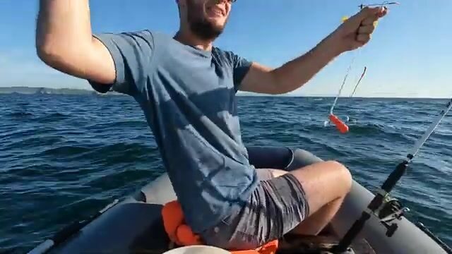 Бухта Карпинского на острове Русский: камбала, чесночный кальмар и дуплет