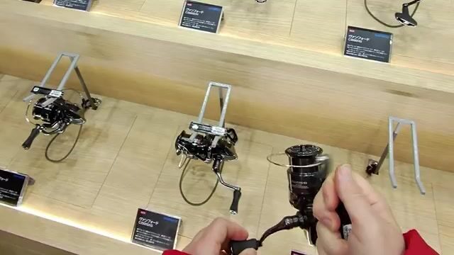 Fishing Show Osaka 2025: японская выставка снастей, сборка удилищ и ловля форели в аквариуме