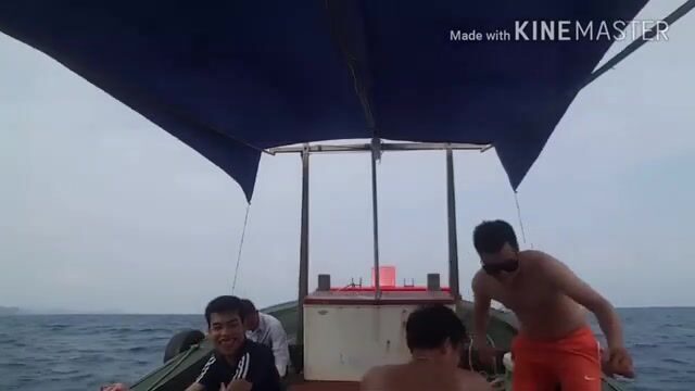 Морская рыбалка у островов Кото: первый выход на деревянной лодке