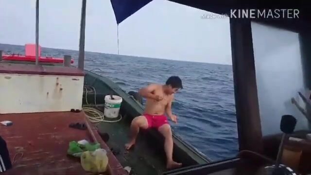 Морская рыбалка у островов Кото: первый выход на деревянной лодке
