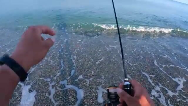 Последнее утро отпуска в Алахадзы: барабуля и морской карась на микроджиг