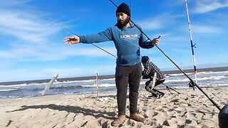 Ночная рыбалка на пляже Лас-Тоскас в Уругвае: переезд по берегу и почти 30 рыб