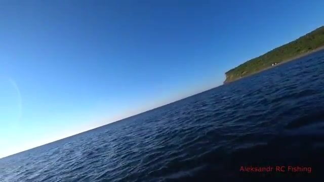 Ловля камбалы у острова Русский: рыбалка на глубине 50 метров и съемка дна подводным дроном