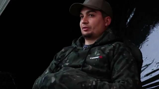 Карповая рыбалка на озере Меренье в Венгрии: бойлы, перемена погоды и карп весом больше 19 кг