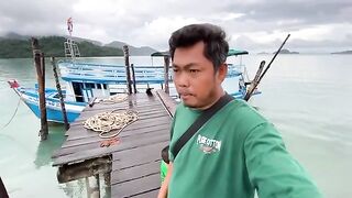 Ночевка у воды и рыбалка возле комнаты в Салак-Пхете на Ко Чанге во время дождливого сезона