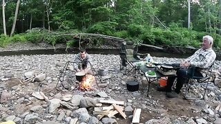 За июньским хариусом с ночевкой на таежной реке Приморья и спуском от размытой лесной дороги