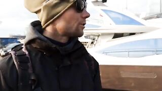 Спиннинг с городского пирса во Владивостоке: майские бычки на легкие приманки в Японском море