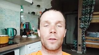 Спиннинг с городского пирса во Владивостоке: майские бычки на легкие приманки в Японском море