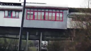 На берегу Марицы в Пловдиве с местными рыбаками и опарышем для ловли на городской реке