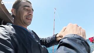 Морская рыбалка из Ылдыра у Чешме: пробуем небольшую лодку и знакомимся с капитаном