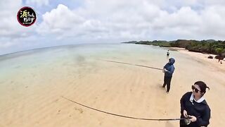 Семейная рыбалка с сестрами на Исигаки: соревнование у воды и рыба на сливочном масле