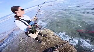 Ранний спиннинг в Шикмоне у Хайфы: десятиграммовый джиг, барракуда и помощь с карангсом