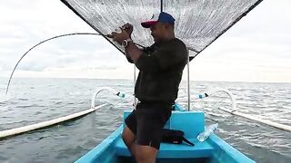 Морская рыбалка в Амеде на Бали с местными жителями: выход к точкам у восточного побережья