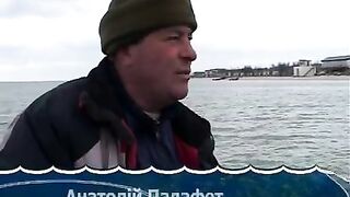Весной за азовским бычком на лодках из Кирилловки с подсказками хозяина базы «Бомба» о глинистом дне