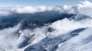 По удаленным рекам Камчатки на вертолете с первыми лососевыми рыбалками и обедом из свежего улова