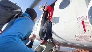 По удаленным рекам Камчатки на вертолете с первыми лососевыми рыбалками и обедом из свежего улова