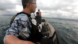 Крупный карангс у Оаху на поппер с лодки и досадный сход после ослабления натяжения лески