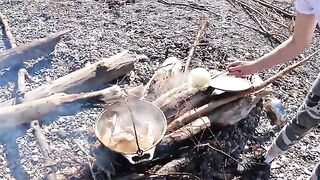 За кижучем на Ойринскую косу под Магаданом через Арманский перевал с сетями и ухой на берегу